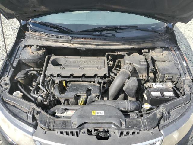 Photo 10 VIN: KNAFT4A21D5738520 - KIA FORTE LX 