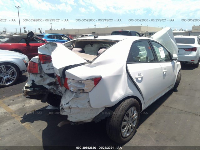 Photo 3 VIN: KNAFT4A22A5294625 - KIA FORTE 