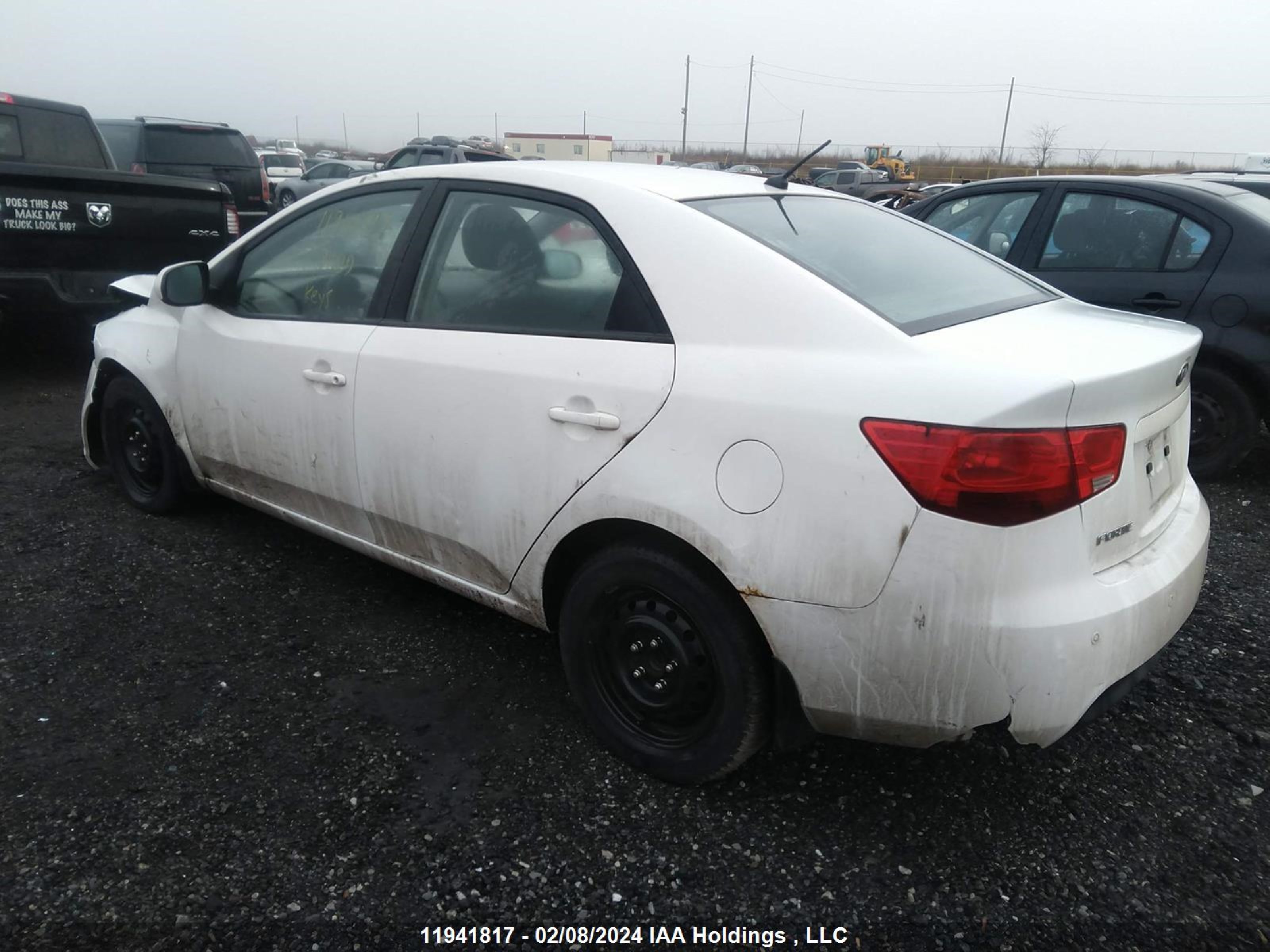 Photo 2 VIN: KNAFT4A22B5350810 - KIA FORTE 