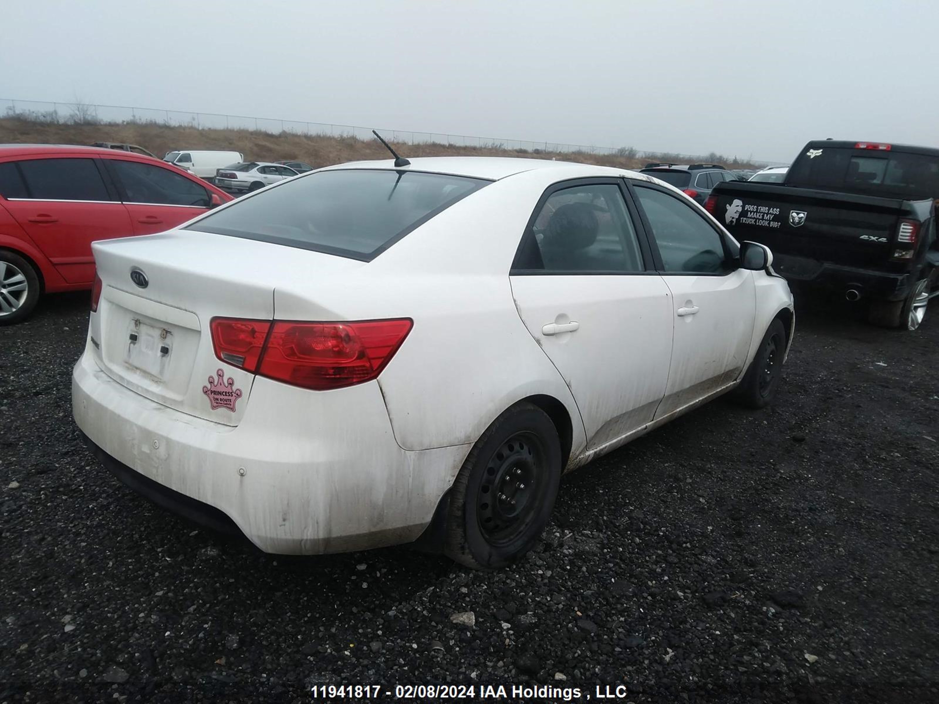 Photo 3 VIN: KNAFT4A22B5350810 - KIA FORTE 