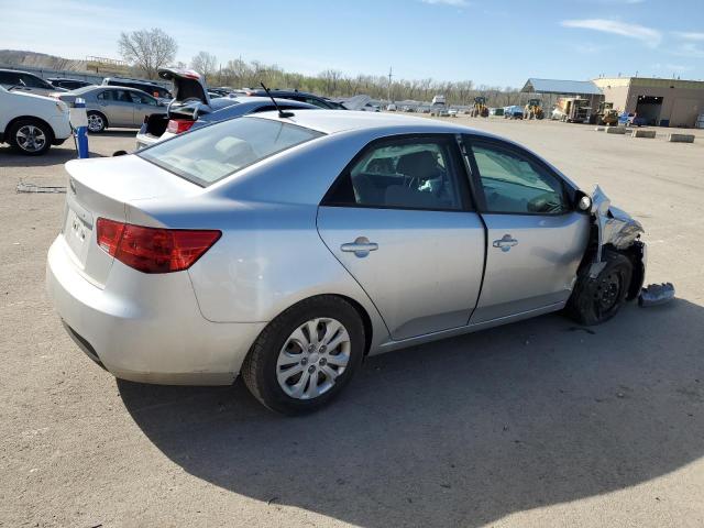 Photo 2 VIN: KNAFT4A22B5381474 - KIA FORTE LX 