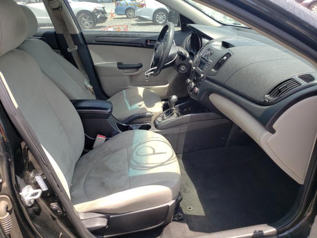 Photo 4 VIN: KNAFT4A22B5436747 - KIA FORTE LX 