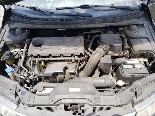 Photo 6 VIN: KNAFT4A22B5436747 - KIA FORTE LX 