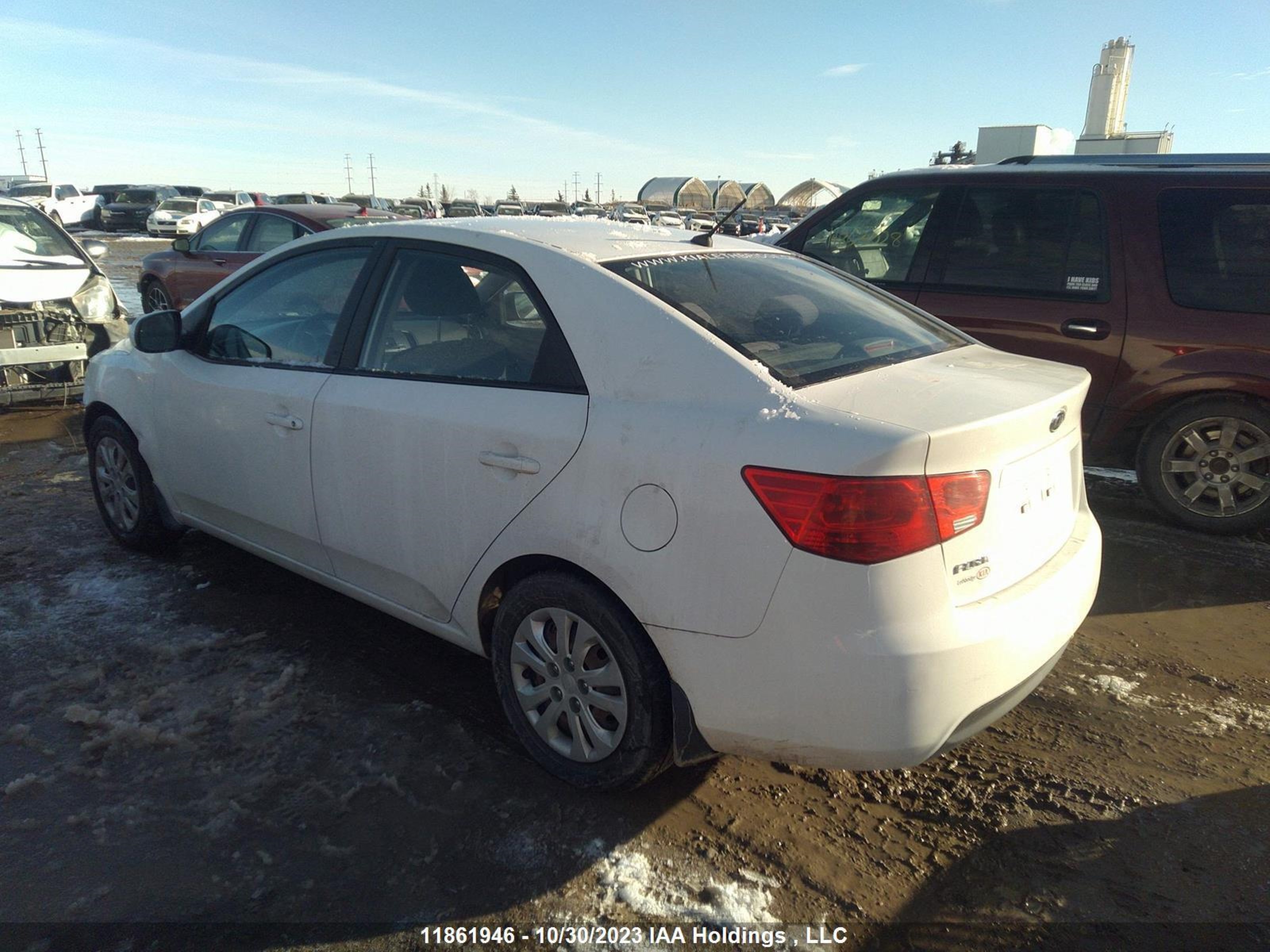 Photo 2 VIN: KNAFT4A22D5660474 - KIA FORTE 