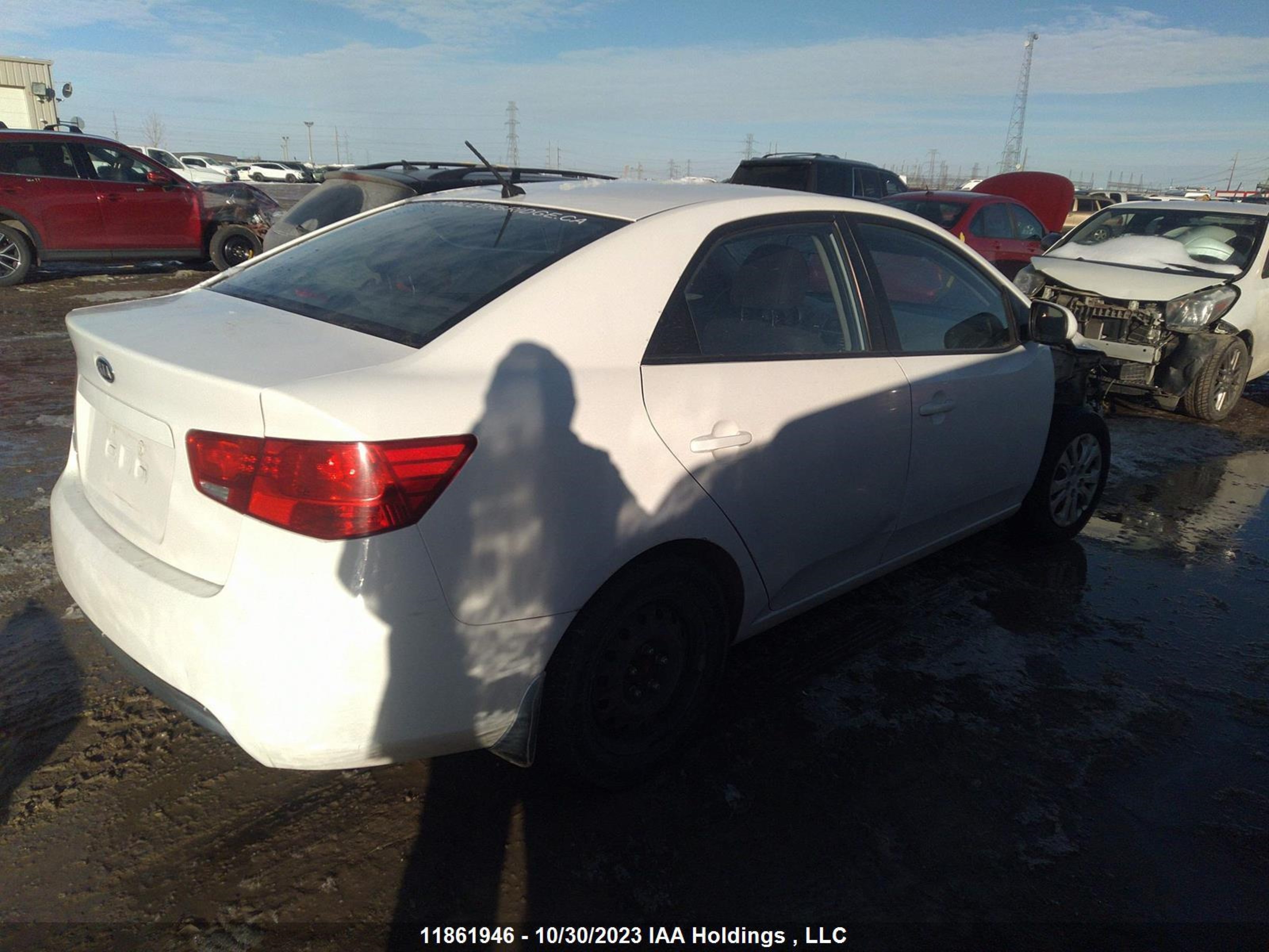 Photo 3 VIN: KNAFT4A22D5660474 - KIA FORTE 