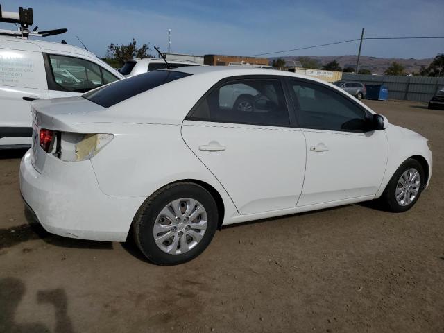 Photo 2 VIN: KNAFT4A22D5721743 - KIA FORTE LX 