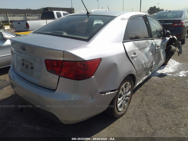 Photo 3 VIN: KNAFT4A23A5142918 - KIA FORTE 