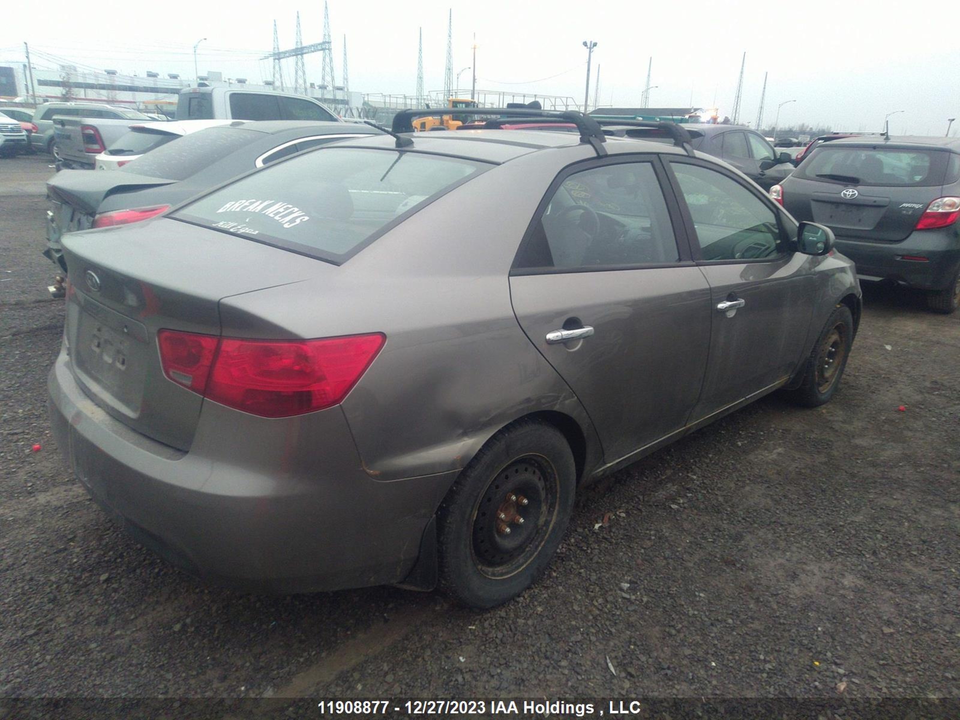 Photo 3 VIN: KNAFT4A23B5342229 - KIA FORTE 