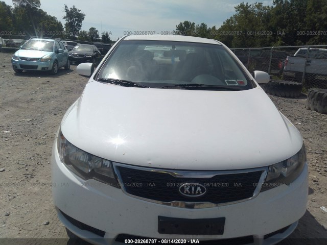 Photo 5 VIN: KNAFT4A23C5590112 - KIA FORTE 