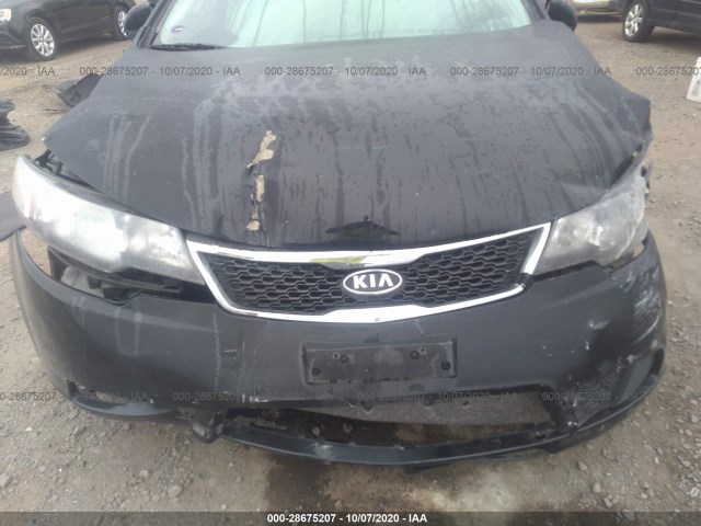 Photo 5 VIN: KNAFT4A23D5700996 - KIA FORTE 