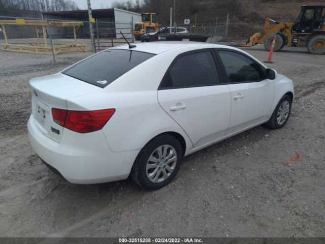 Photo 3 VIN: KNAFT4A24A5300361 - KIA FORTE 