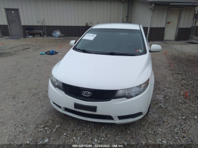 Photo 5 VIN: KNAFT4A24A5300361 - KIA FORTE 