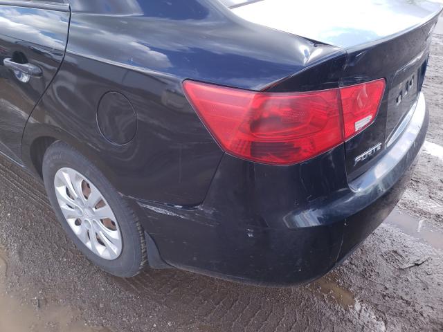 Photo 8 VIN: KNAFT4A24A5809432 - KIA FORTE LX 