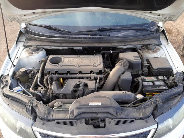 Photo 6 VIN: KNAFT4A24B5381296 - KIA FORTE LX 