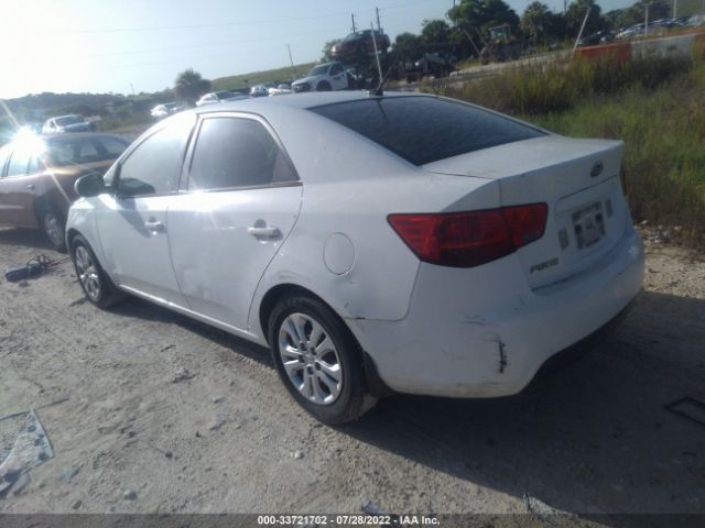 Photo 2 VIN: KNAFT4A24C5503480 - KIA FORTE 