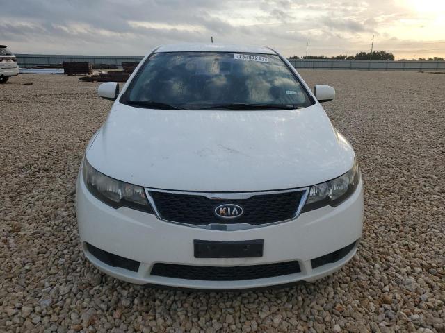 Photo 4 VIN: KNAFT4A24C5526063 - KIA FORTE 