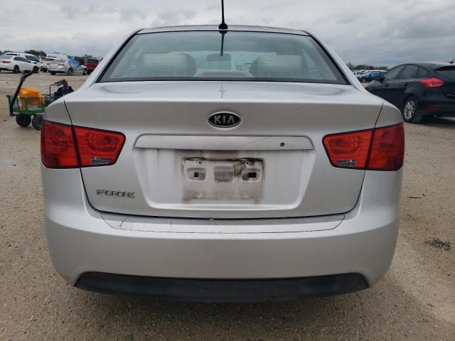 Photo 5 VIN: KNAFT4A24C5532896 - KIA FORTE 