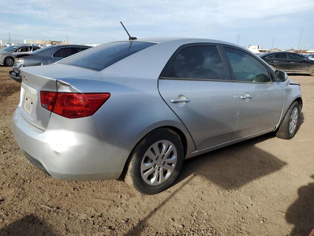 Photo 2 VIN: KNAFT4A24C5551447 - KIA FORTE 