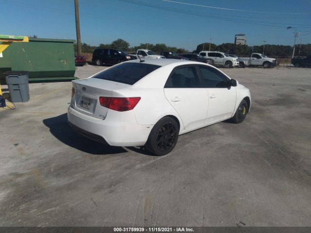 Photo 3 VIN: KNAFT4A24C5558608 - KIA FORTE 