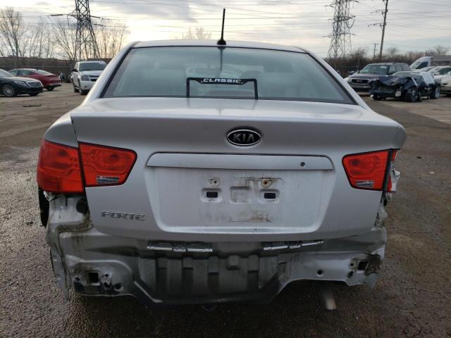 Photo 5 VIN: KNAFT4A24C5571214 - KIA FORTE LX 