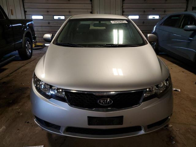 Photo 4 VIN: KNAFT4A24D5677437 - KIA FORTE 