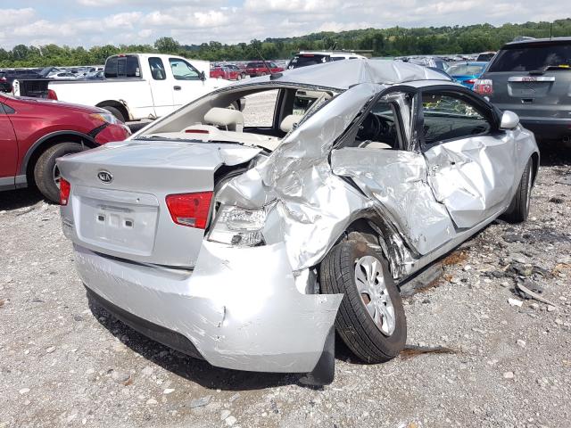 Photo 3 VIN: KNAFT4A24D5718343 - KIA FORTE LX 