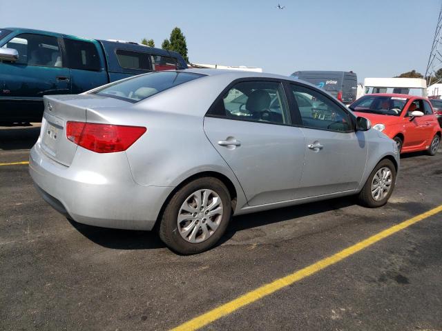 Photo 2 VIN: KNAFT4A24D5723106 - KIA FORTE LX 