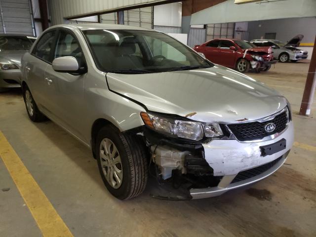 Photo 0 VIN: KNAFT4A24D5723400 - KIA FORTE LX 