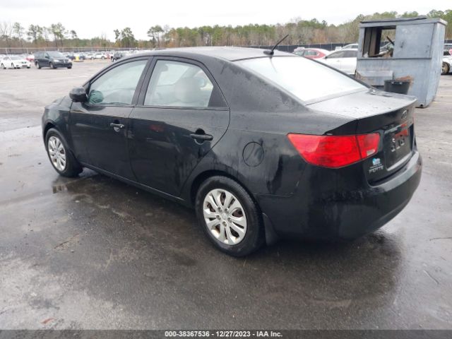 Photo 2 VIN: KNAFT4A25A5107944 - KIA FORTE 