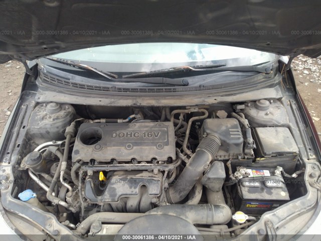 Photo 9 VIN: KNAFT4A25B5435785 - KIA FORTE 