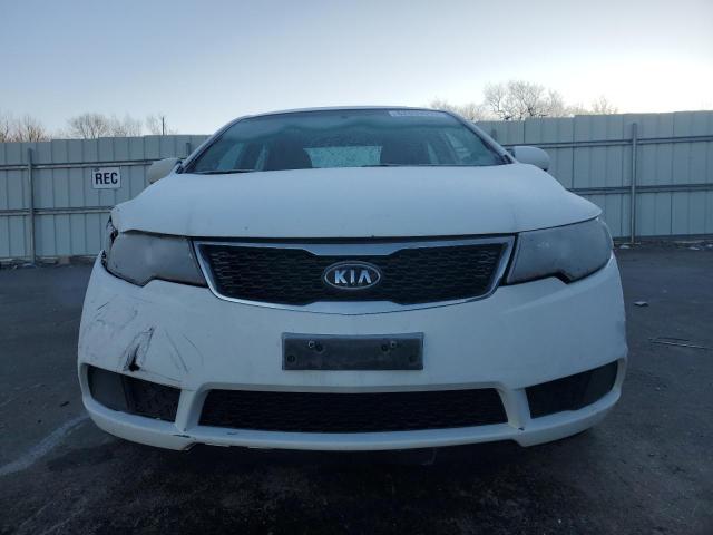 Photo 4 VIN: KNAFT4A25C5475172 - KIA FORTE 