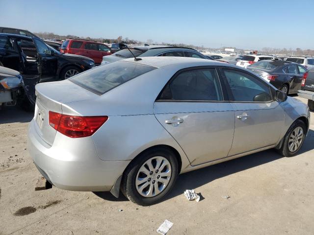 Photo 2 VIN: KNAFT4A25C5480212 - KIA FORTE 