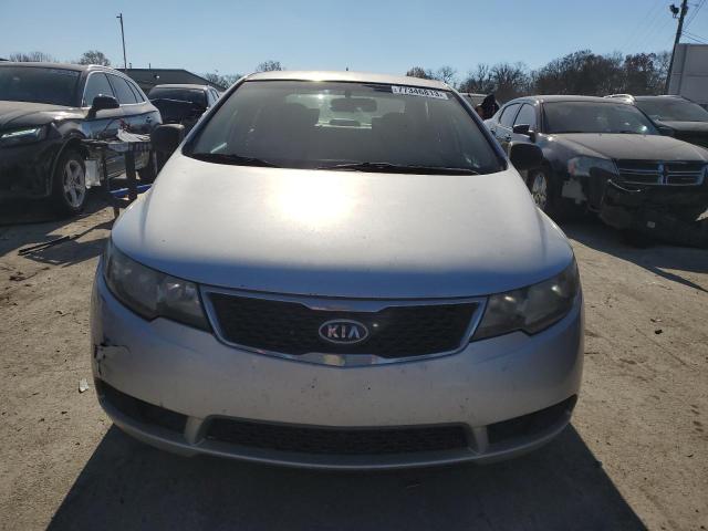 Photo 4 VIN: KNAFT4A25C5480212 - KIA FORTE 