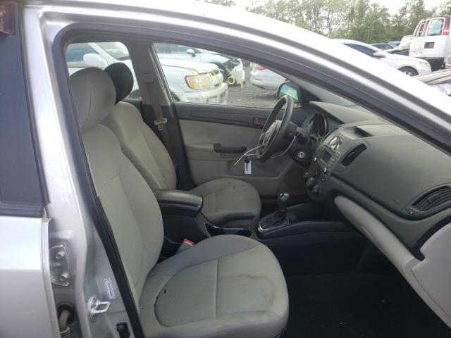 Photo 4 VIN: KNAFT4A25C5509885 - KIA FORTE LX 