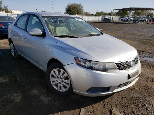 Photo 0 VIN: KNAFT4A25C5618590 - KIA FORTE LX 