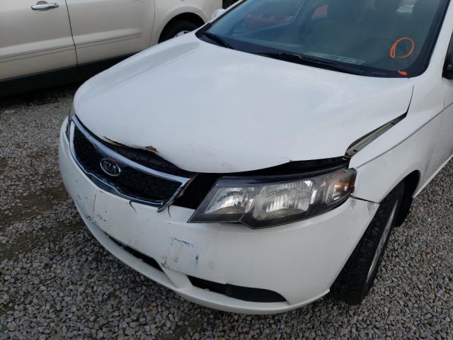 Photo 8 VIN: KNAFT4A25D5675762 - KIA FORTE LX 