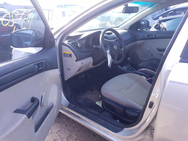 Photo 8 VIN: KNAFT4A27A5041543 - KIA FORTE LX 