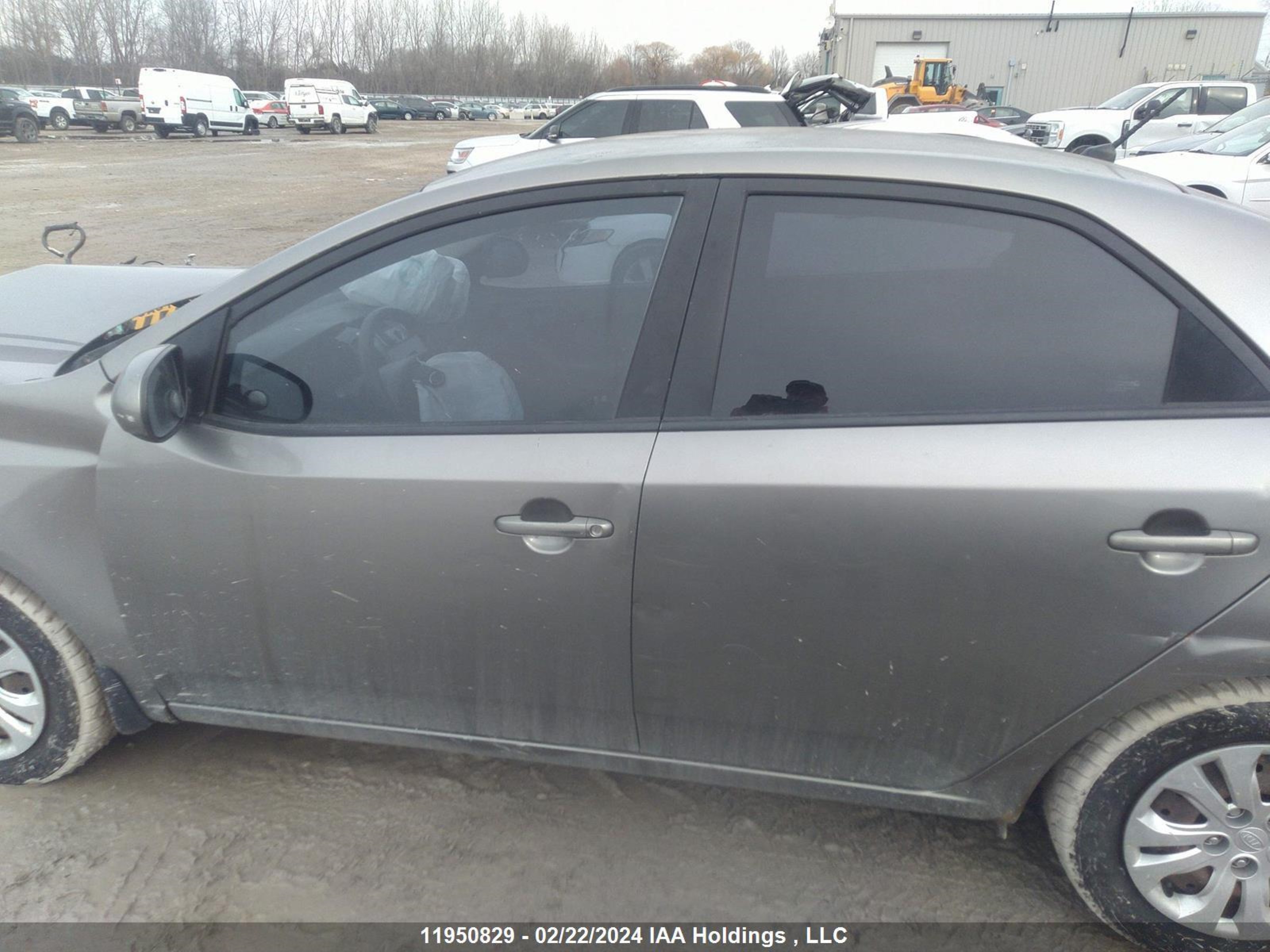 Photo 13 VIN: KNAFT4A27A5069651 - KIA FORTE 