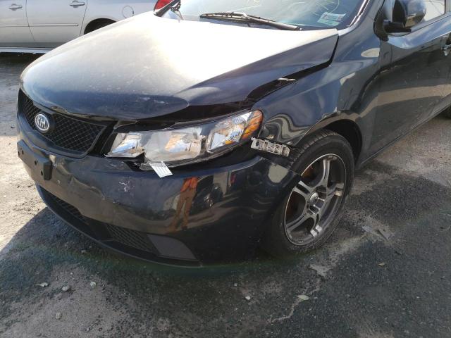 Photo 8 VIN: KNAFT4A27A5815676 - KIA FORTE LX 