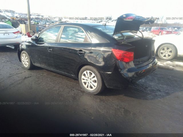 Photo 2 VIN: KNAFT4A27B5403209 - KIA FORTE 