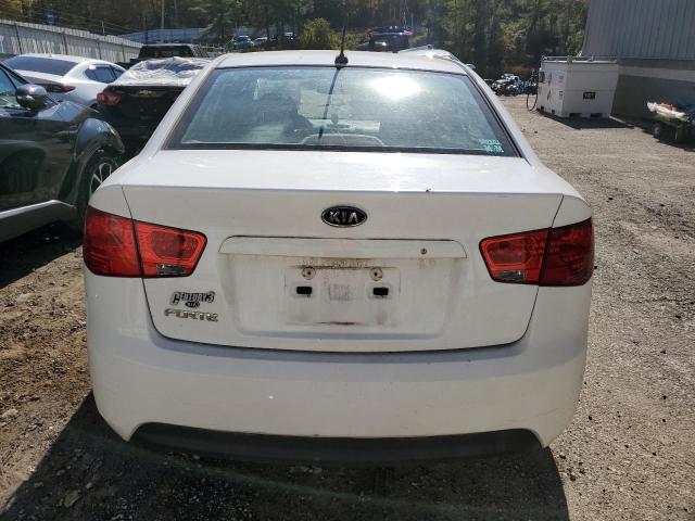 Photo 5 VIN: KNAFT4A27C5553662 - KIA FORTE 