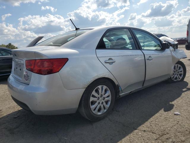 Photo 2 VIN: KNAFT4A27C5608014 - KIA FORTE LX 