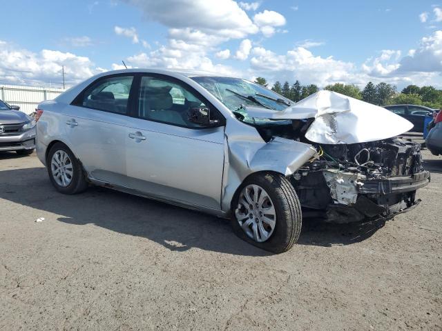 Photo 3 VIN: KNAFT4A27C5608014 - KIA FORTE LX 