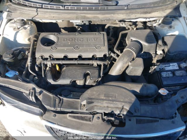 Photo 9 VIN: KNAFT4A27C5624651 - KIA FORTE 