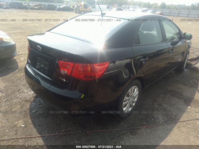 Photo 3 VIN: KNAFT4A27D5672569 - KIA FORTE 