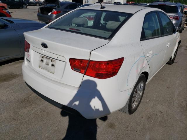 Photo 3 VIN: KNAFT4A27D5673365 - KIA FORTE LX 