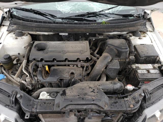 Photo 10 VIN: KNAFT4A27D5733399 - KIA FORTE LX 