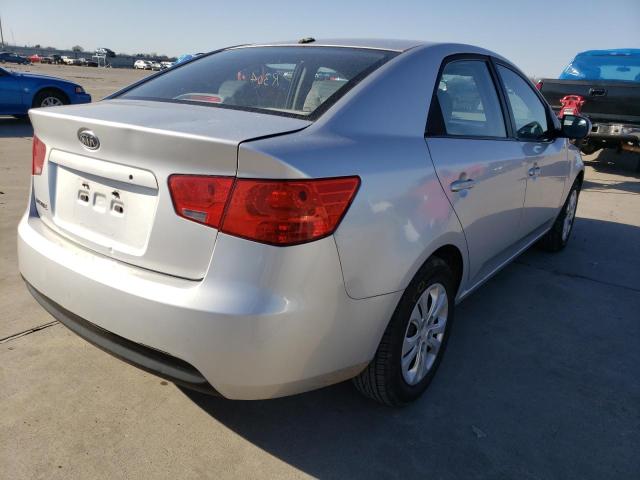 Photo 3 VIN: KNAFT4A28A5039025 - KIA FORTE LX 