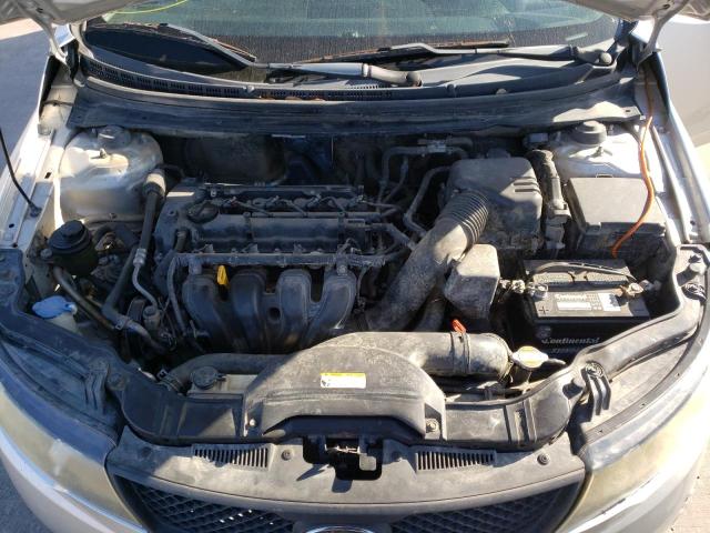 Photo 6 VIN: KNAFT4A28A5039025 - KIA FORTE LX 