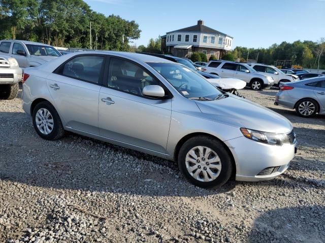 Photo 3 VIN: KNAFT4A28B5456050 - KIA FORTE LX 